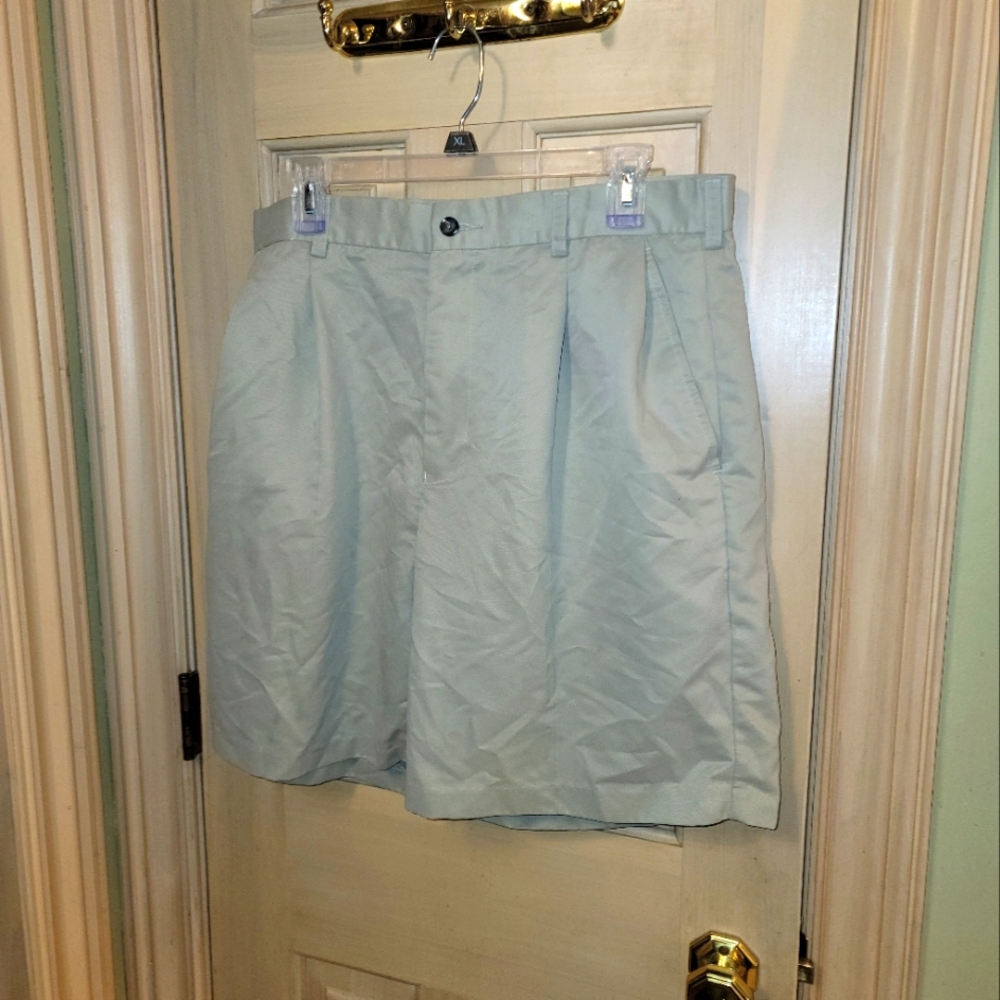 Mens sz 36 Izod Khaki shorts - Picture 1 of 4